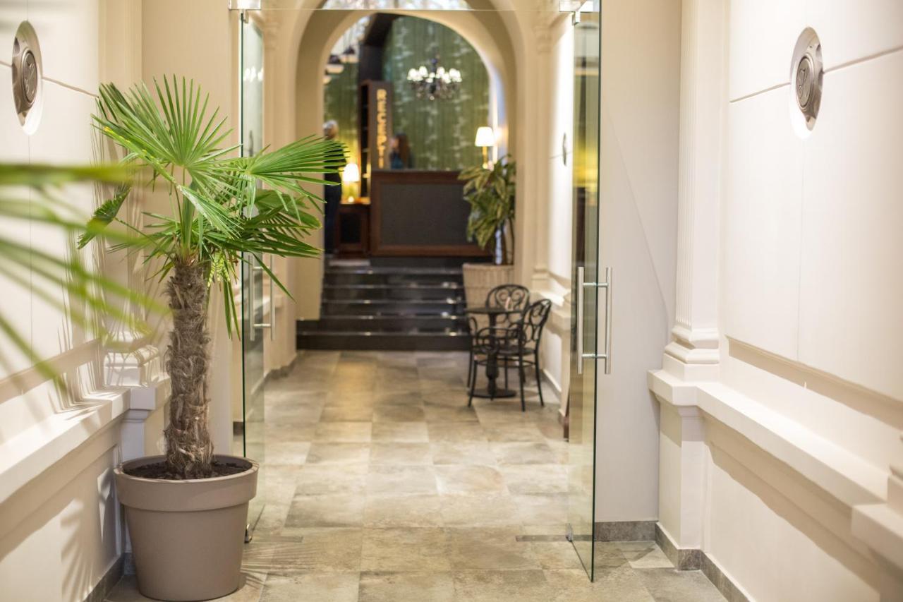 Hotel Grand Hedonist ปานเชโว ภายนอก รูปภาพ