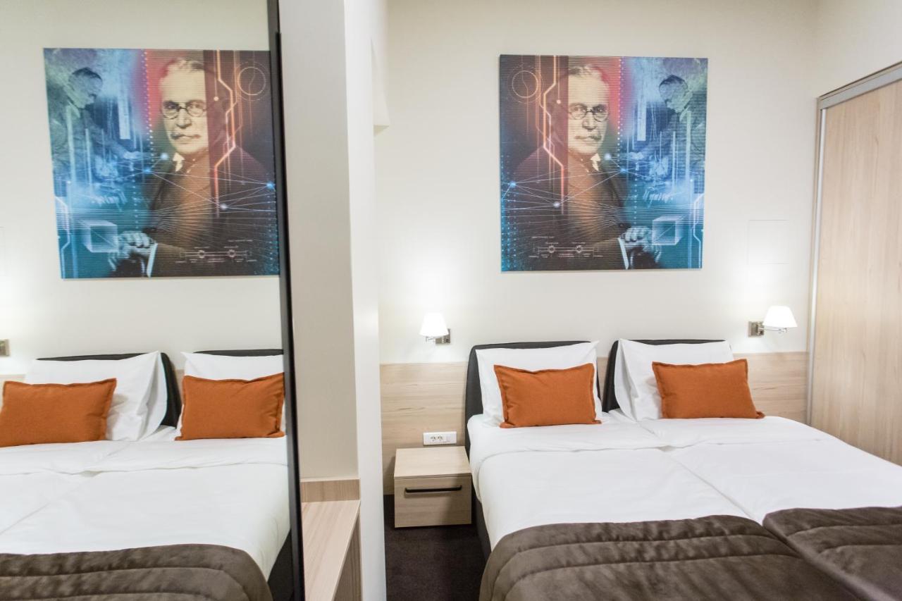 Hotel Grand Hedonist ปานเชโว ภายนอก รูปภาพ
