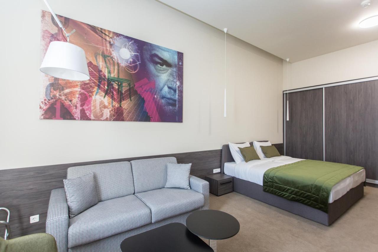 Hotel Grand Hedonist ปานเชโว ภายนอก รูปภาพ
